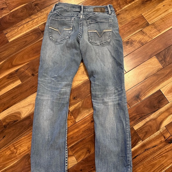 BKE 31 x 32 Tyler Medium Wash Jeans Men's in mint condition - Picture 4 of 5